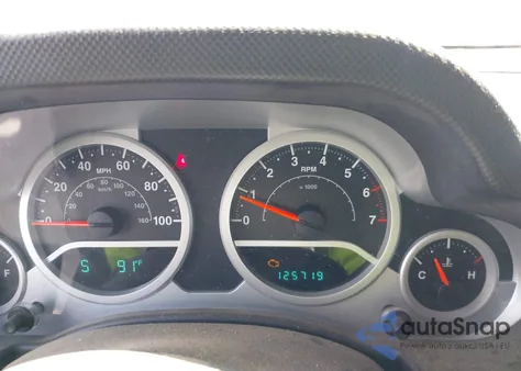 2010 Jeep Wrangler Sport из США, поврежденный, VIN 1J4AA2D12AL104743